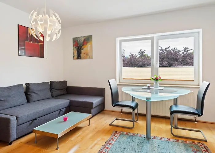 Apartment In Innsbruck Near The Golden Roof